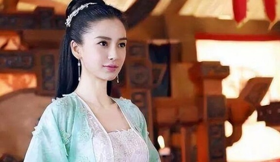 Angelababy杨颖《仙侠世界3》代言人