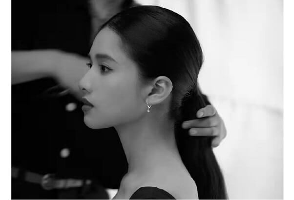 张婧仪伊丽莎白雅顿品牌大使 张婧仪伊丽莎白雅顿品牌大使