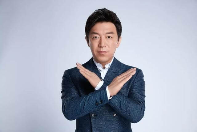 黄渤驾考宝典品牌代言人 黄渤驾考宝典品牌代言人