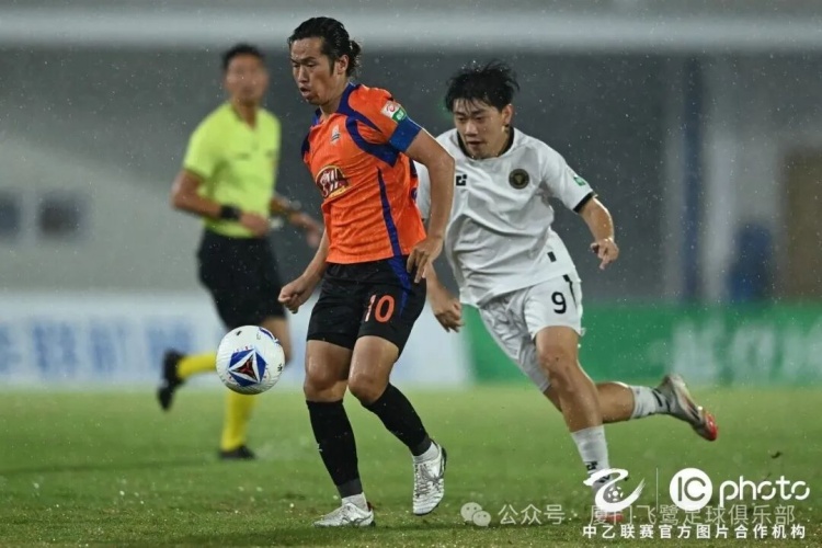 十人厦门飞鹭客场0-1告负 三连胜止步温州 十人厦门飞鹭客场0-1告负 三连胜止步温州