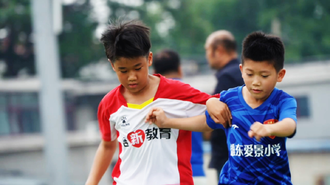 天坛杯青少年足球交流:四队混战无排名,国安梯队体验成亮点 天坛杯青少年足球交流:四队混战无排名,国安梯队体验成亮点