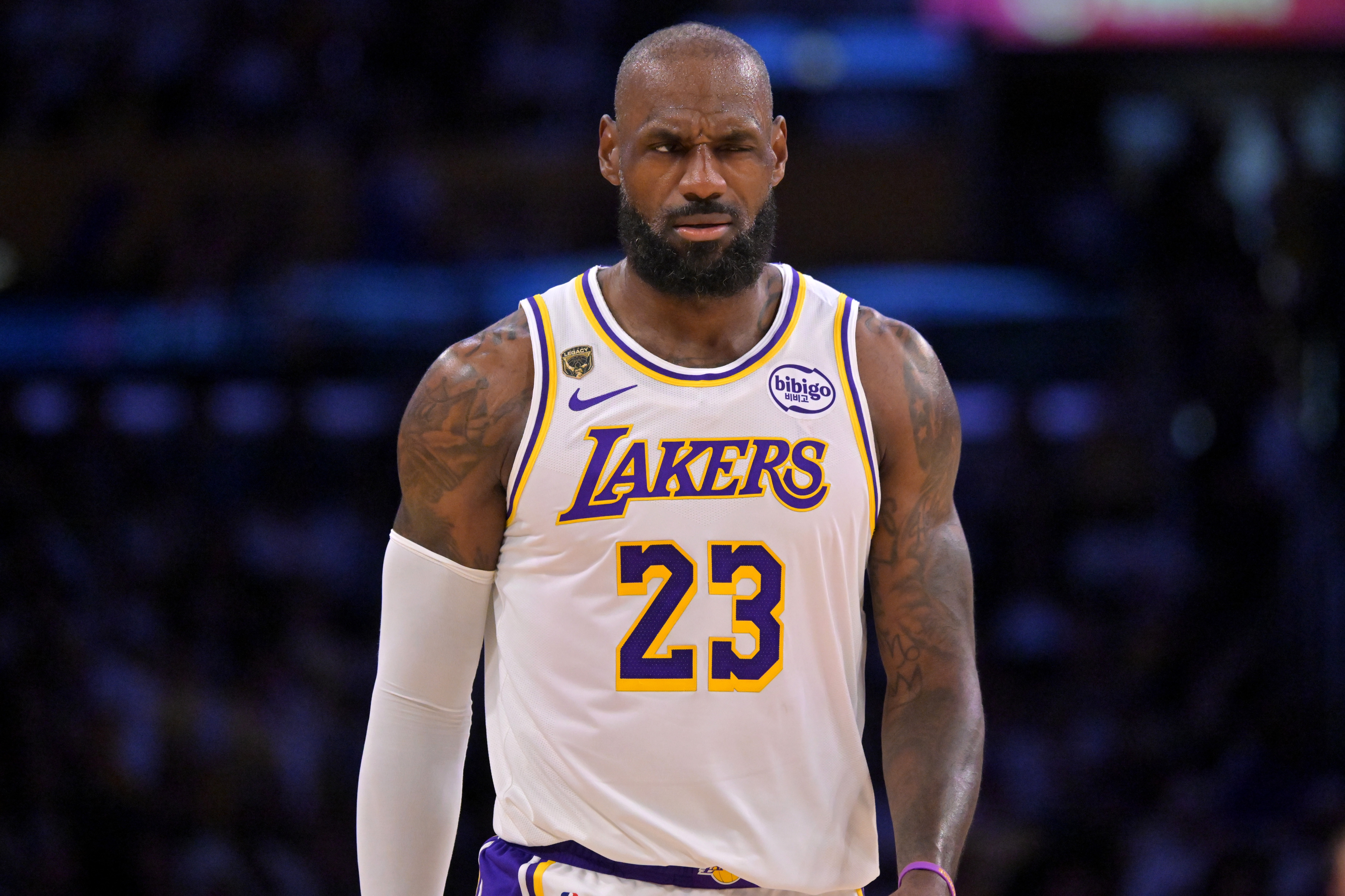 Windhorst：詹姆斯意愿继续征战，目前重心与湖人敲定续约