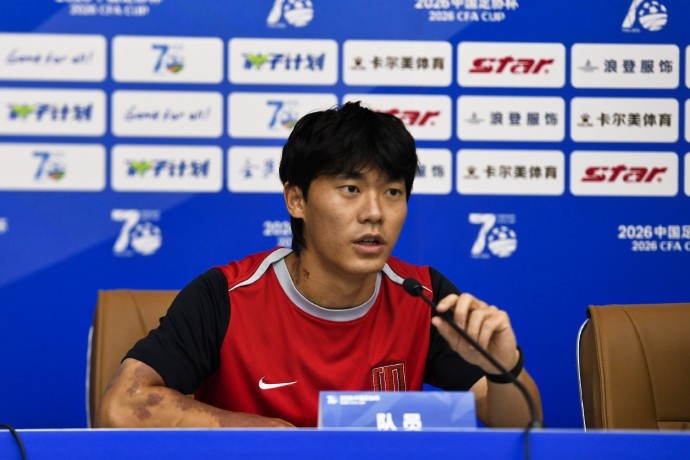 三将归队合练 阿洛伊西:杯赛不容有失 三将归队合练 阿洛伊西:杯赛不容有失
