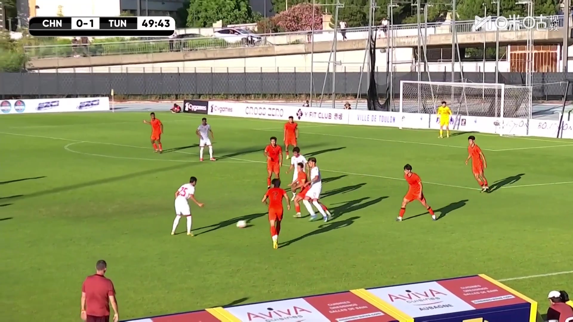 杜伊卜无人看防下后点头球建功，U19国足0-2落后！
