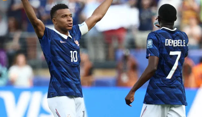 法国3-0瑞典:姆巴佩淘汰赛9球破纪录,前场四重奏令对手窒息 法国3-0瑞典:姆巴佩淘汰赛9球破纪录,前场四重奏令对手窒息