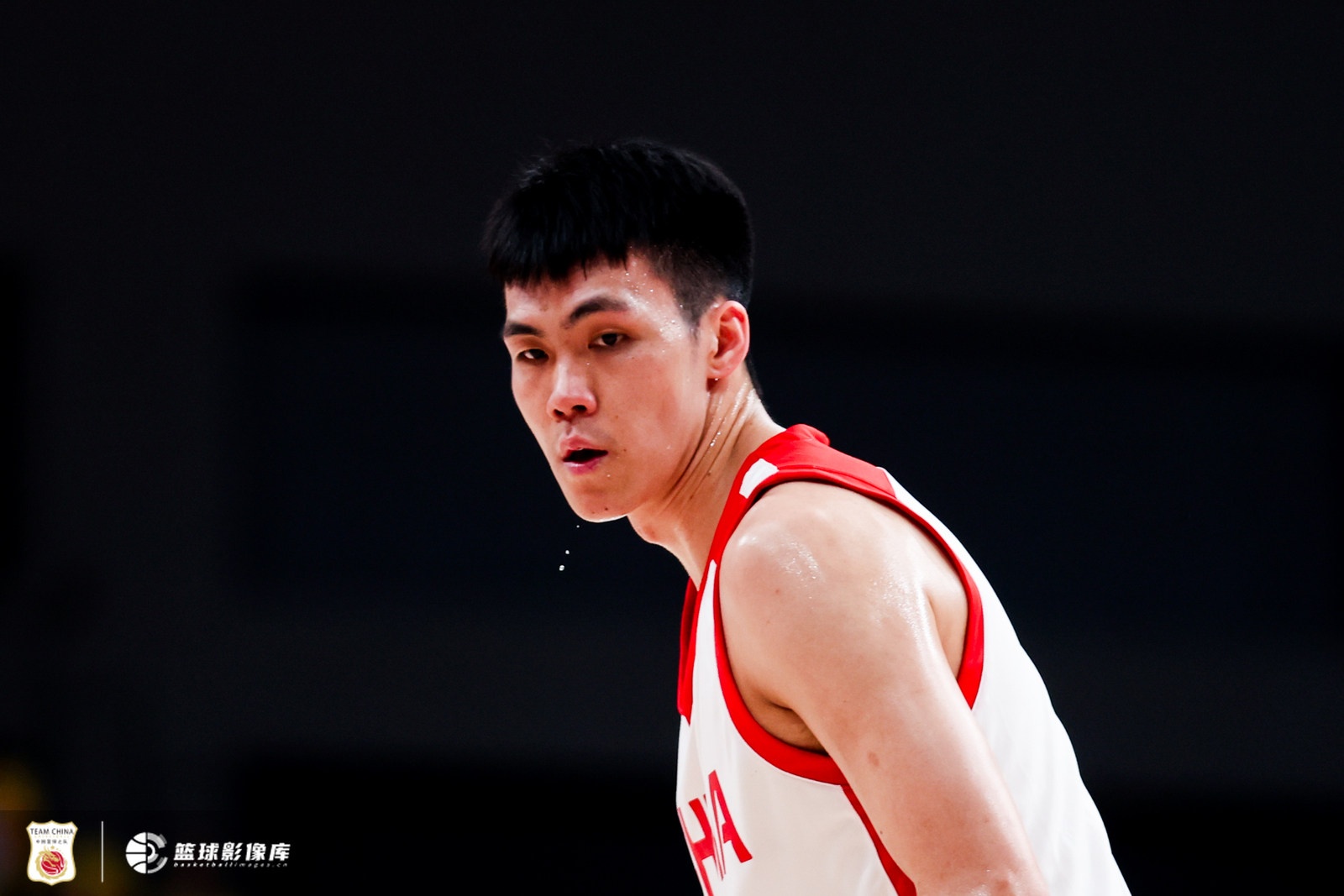 庞峥麟夏季输出稳定 李悦洲出球老练 中国男篮磨合中生代