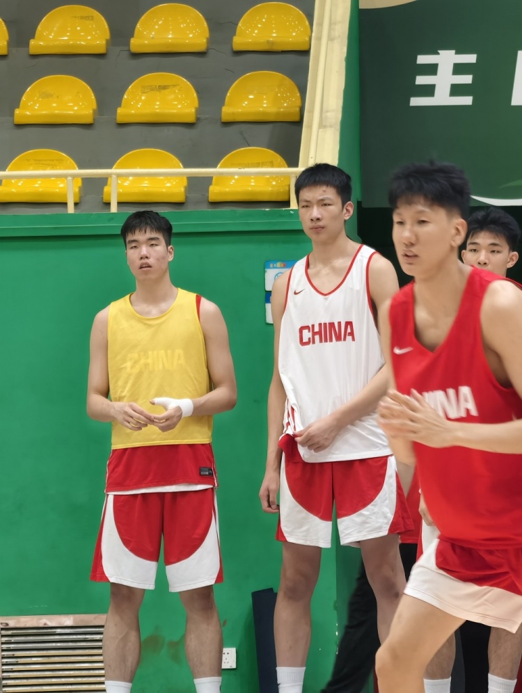 U18国青咸阳热身赛今日开战 17人竞逐12人亚洲杯名单 U18国青咸阳热身赛今日开战 17人竞逐12人亚洲杯名单