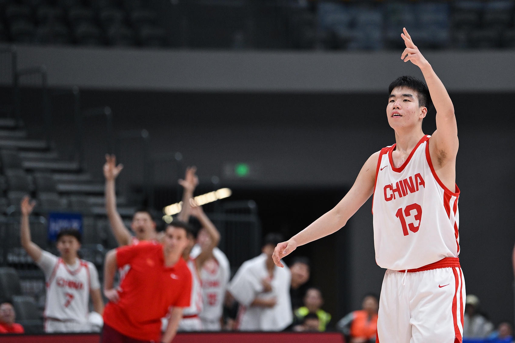 媒体人:中国U18男篮小伙子们对新西兰整场都处于压制状态 媒体人:中国U18男篮小伙子们对新西兰整场都处于压制状态