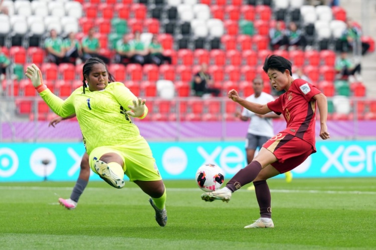 黄嘉欣独中三元 陈睿琳助攻帽子戏法 中国U-20女足五球大胜对手 黄嘉欣独中三元 陈睿琳助攻帽子戏法 中国U-20女足五球大胜对手